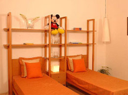Features Fresco Nirvana Country Kid's Room